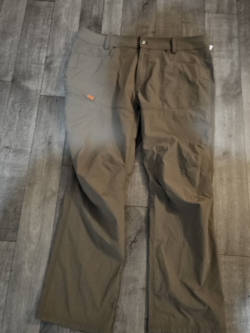 BRUNT Men's Cargo Pants in Olive/Taupe with Utility Pockets Size 40 X32 {Bx8}